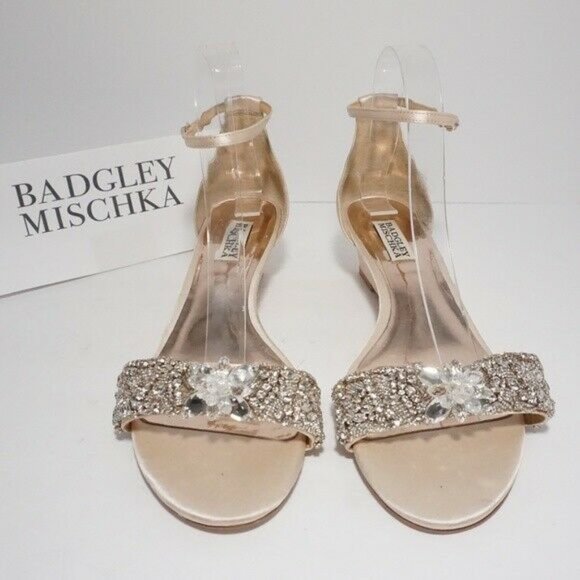 🆕Badgley Mischka EMBELLISHED Floral Wedge Sandal - Picture 4 of 8